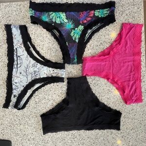 MeUndies “Feel Free” Lace Thong